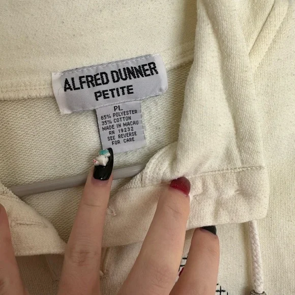 Vintage Alfred Dunner Sweater W/ Embroidery - Picture 5 of 5